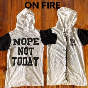 ON FIRE WHITE BLACK  BUTTON UP SHORT SLEEVES   NOPE NOT  TODAY TEE HOODIE SIZE S